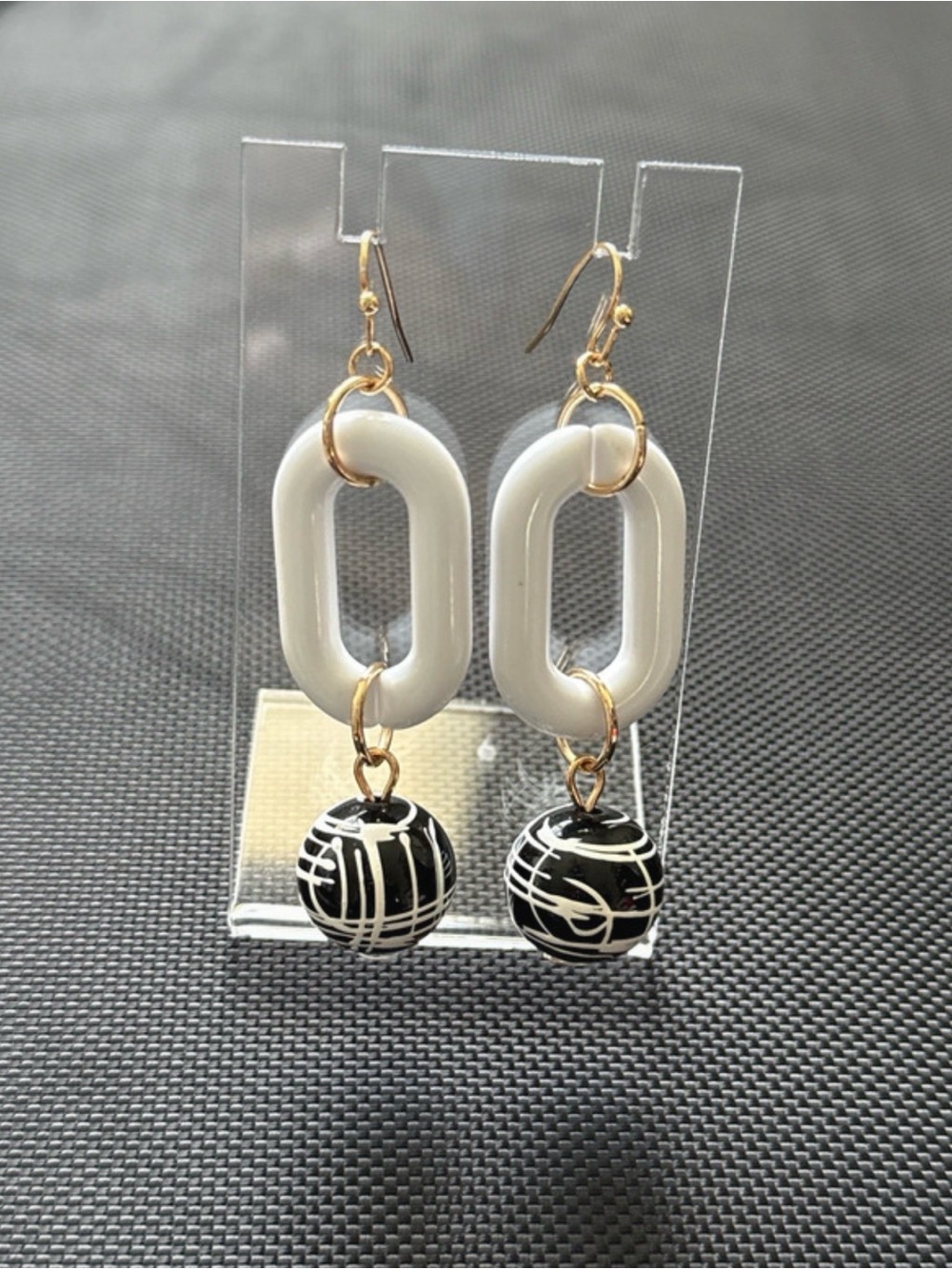 Cato Black, White & Gold Multi-Strand Beaded Necklace Set - Picture 2 of 6